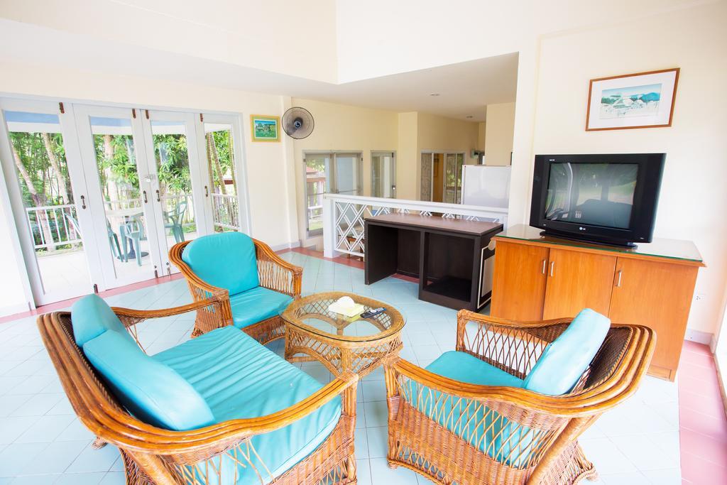 Brookside Valley Resort Rayong Exterior photo